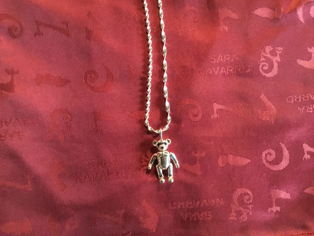 Collier en argent petit ours 43 Callac (22)