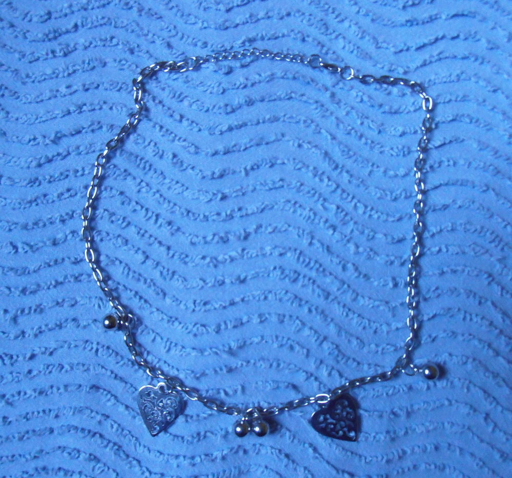 Collier cha�ne en m�tal argent� +2 pendentifs en forme coeur 4 Aubin (12)