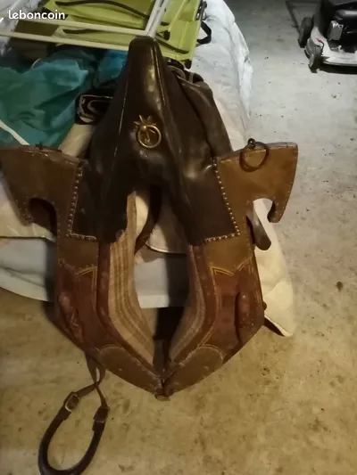 Collier de cheval de trait 85 Jou�-l�s-Tours (37)