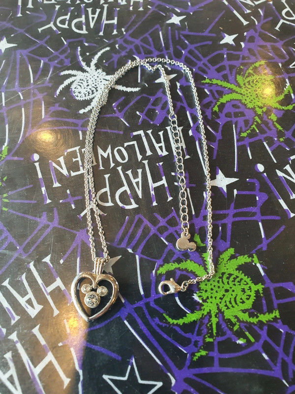 Collier coeur Mickey - Arribas 20 Aubvillers (80)