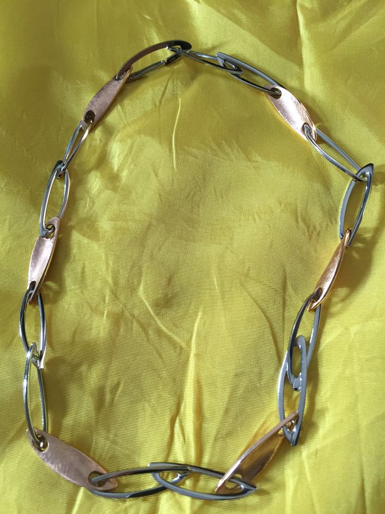 collier raz de coup marque com�te GLM 105 98 La Ciotat (13)