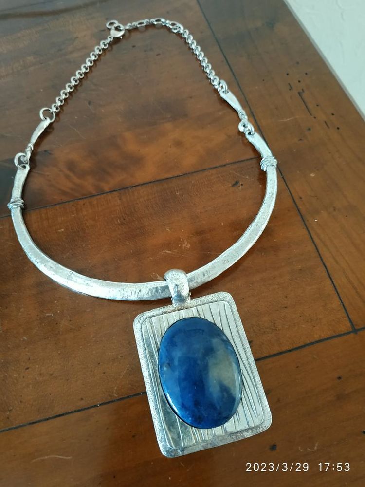 collier ras de cour 0 Ramonville-Saint-Agne (31)