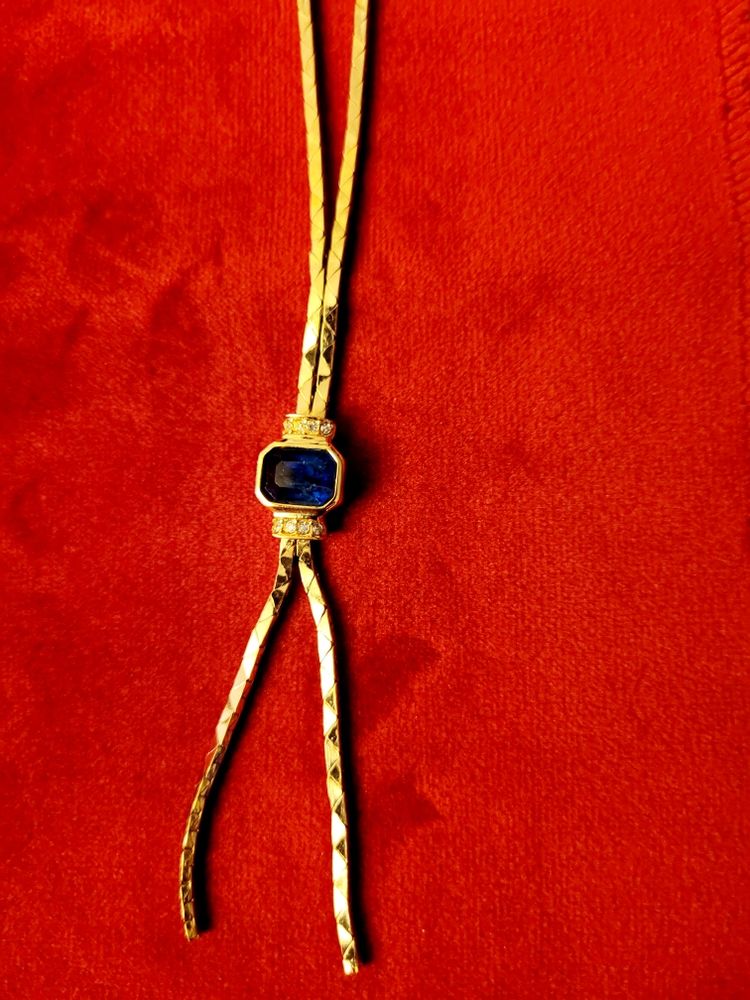 Collier fantaisie de la marque GROSS� 75 Antibes (06)