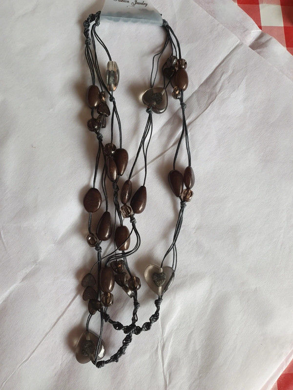 collier fantaisie marron 2 Aubvillers (80)