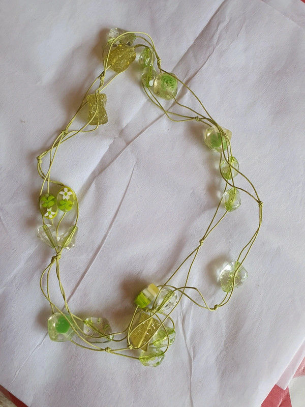 Collier fantaisie printannier vert 2 Aubvillers (80)