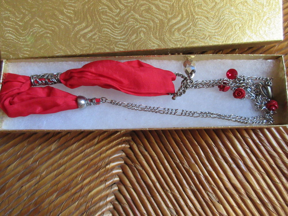 Collier fantaisie 5 Le Cr�s (34)