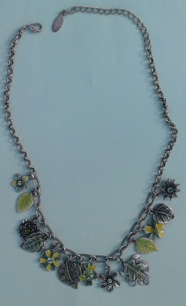 Collier feuilles   5 euros 5 Cramont (80)