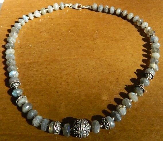 Collier en labradorite et argent du Tibet 30 Ollioules (83)