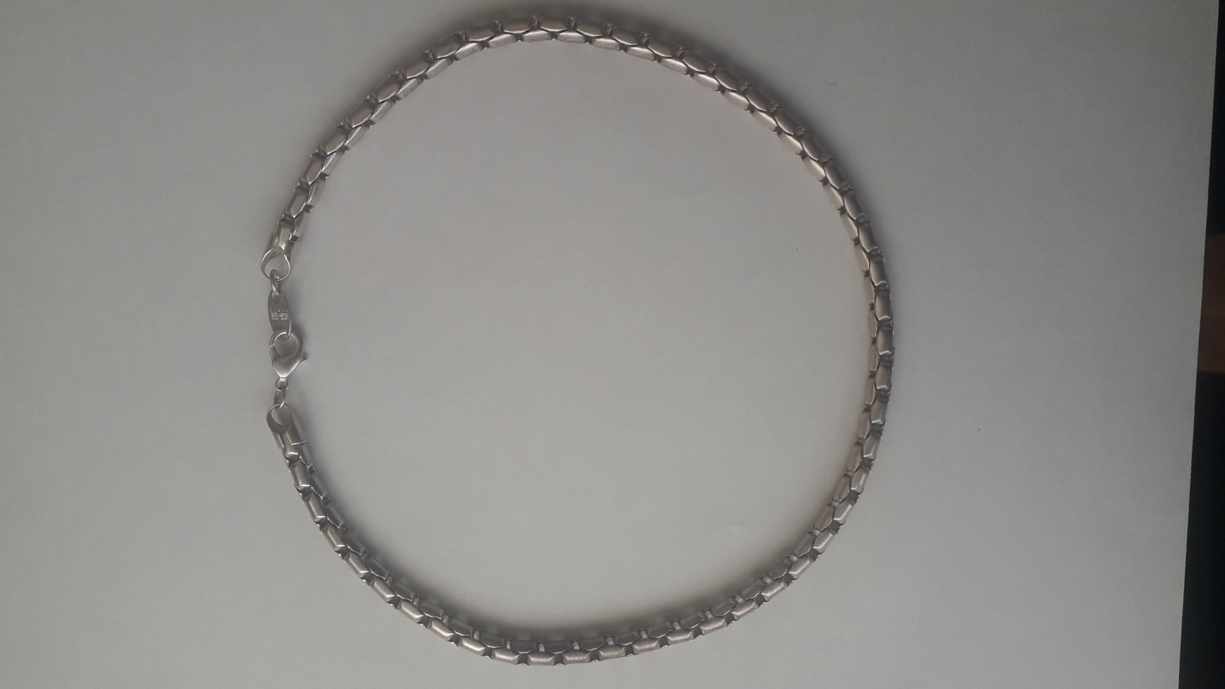 Collier maille v�nitienne
110 Salon-de-Provence (13)