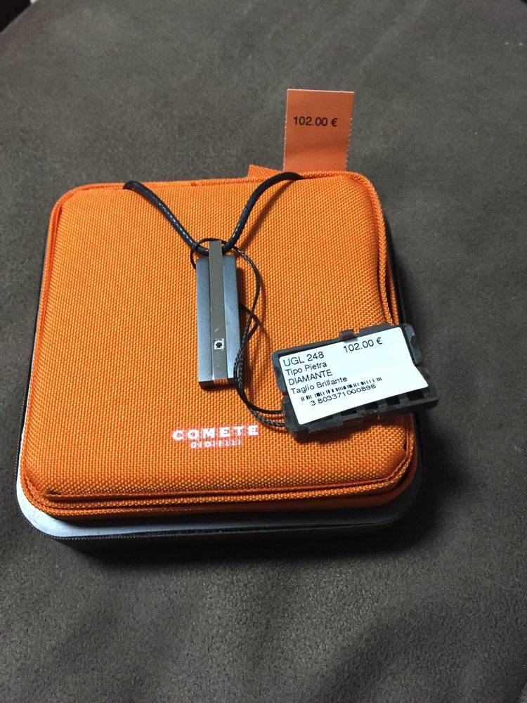 collier marque com�te UGL 248 99 La Ciotat (13)