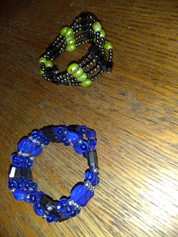 Collier pendentif long femme, perles 20 Saint-Br�s (30)