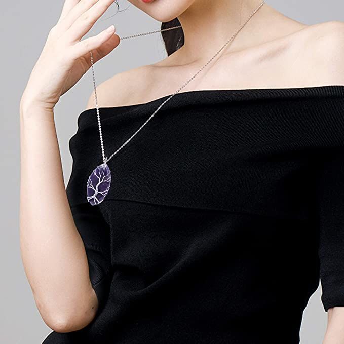 Collier pendentif.
9 Dunkerque (59)