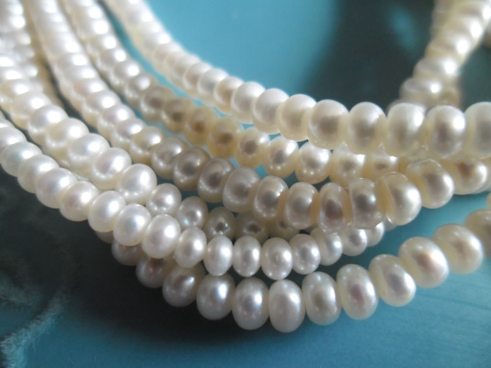 Collier perles de culture six rangs, fermoir or 18 carats 700 Seclin (59)