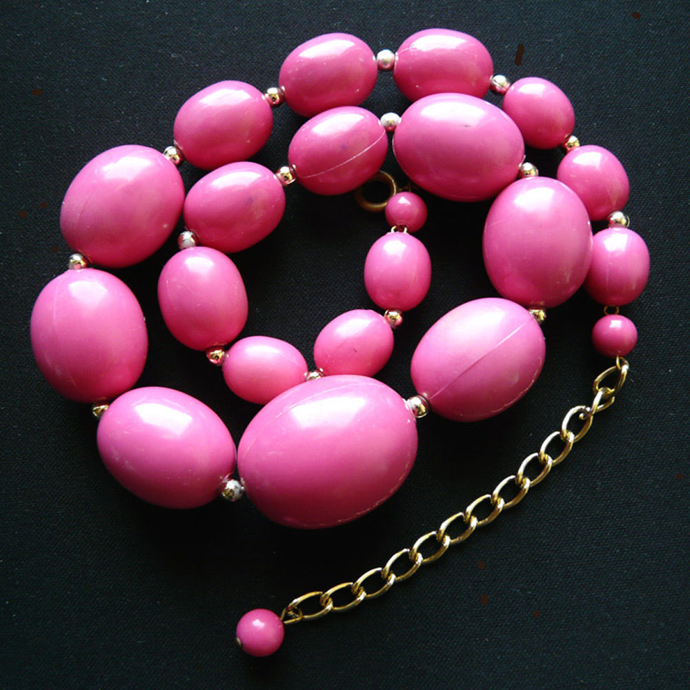 Collier de perles roses en r�sine color�es - vintage 90's 11 Gravelines (59)