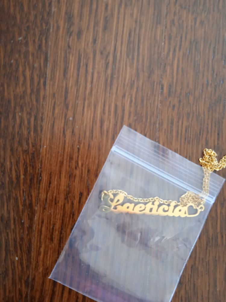 un collier pr�nom 12 Ciry-le-Noble (71)