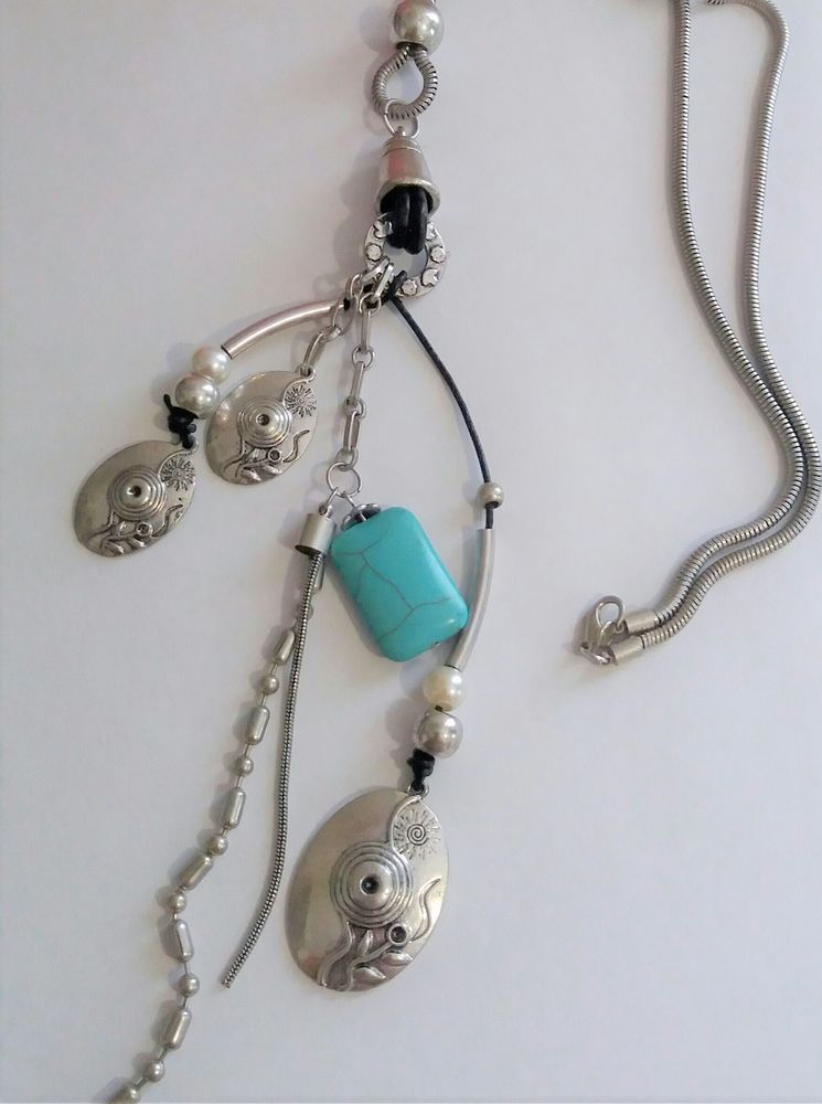 Collier sautoir mode � breloque m�tal argent ethnique 5 Domart-en-Ponthieu (80)