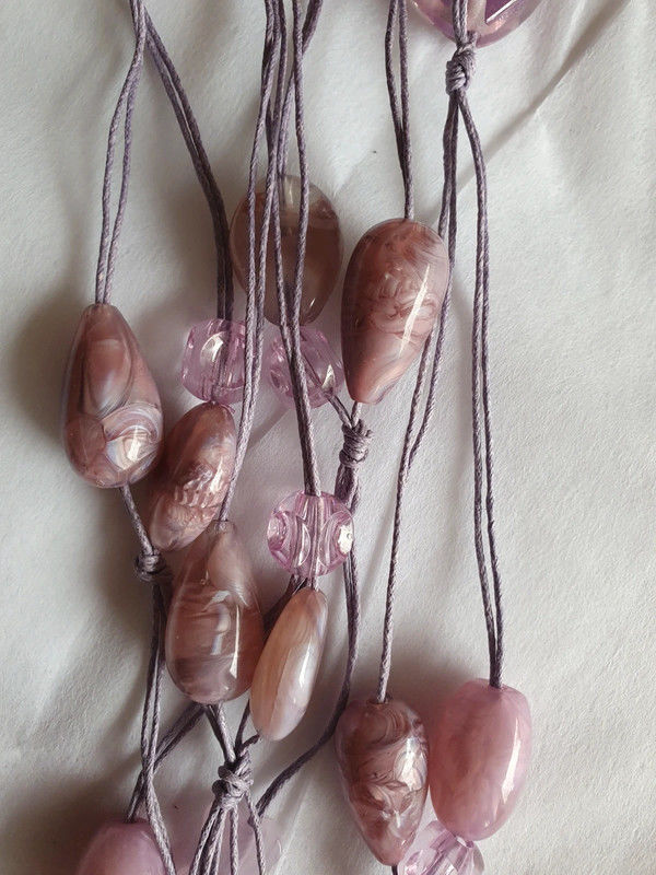 Collier violet 2 Aubvillers (80)