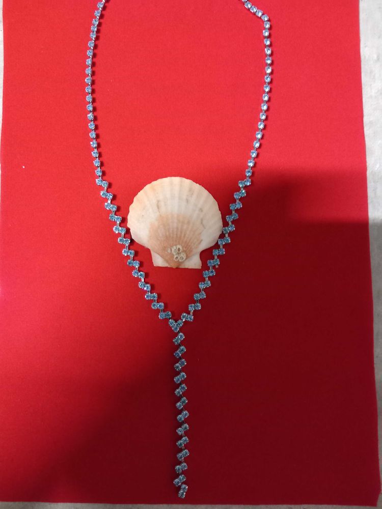 collier ras de cou 5 Brignoles (83)