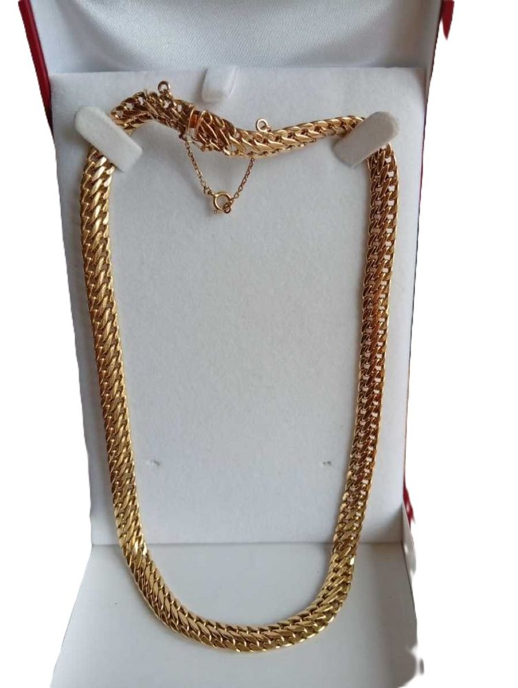 Collier OR 18 K 2900 Courdimanche-sur-Essonne (91)