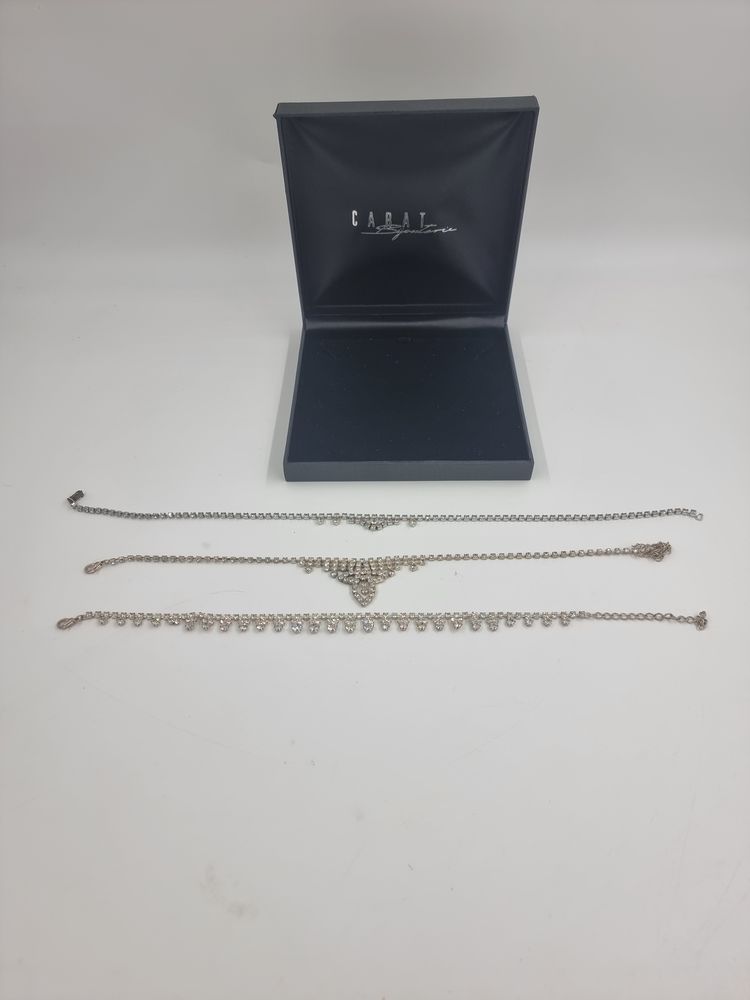 Lot de 3 colliers fantaisies type rivi�re de diamant 3 Vulbens (74)