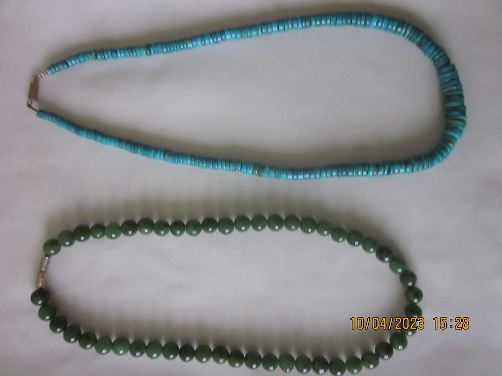 colliers pierres semi pr�cieuses 50 Paris 20 (75)