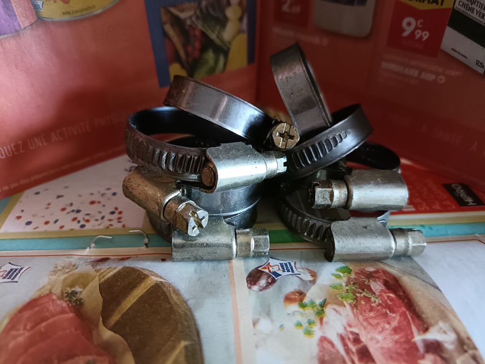 8 COLLIERS SERFLEX INOX 28-32MM,COLLIER DE SERRAGE TUYAU ARR 10 Grasse (06)