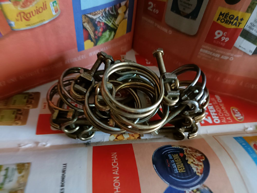 12 Colliers serrage � fils inox 24-28mm,collier de serrage t 15 Grasse (06)