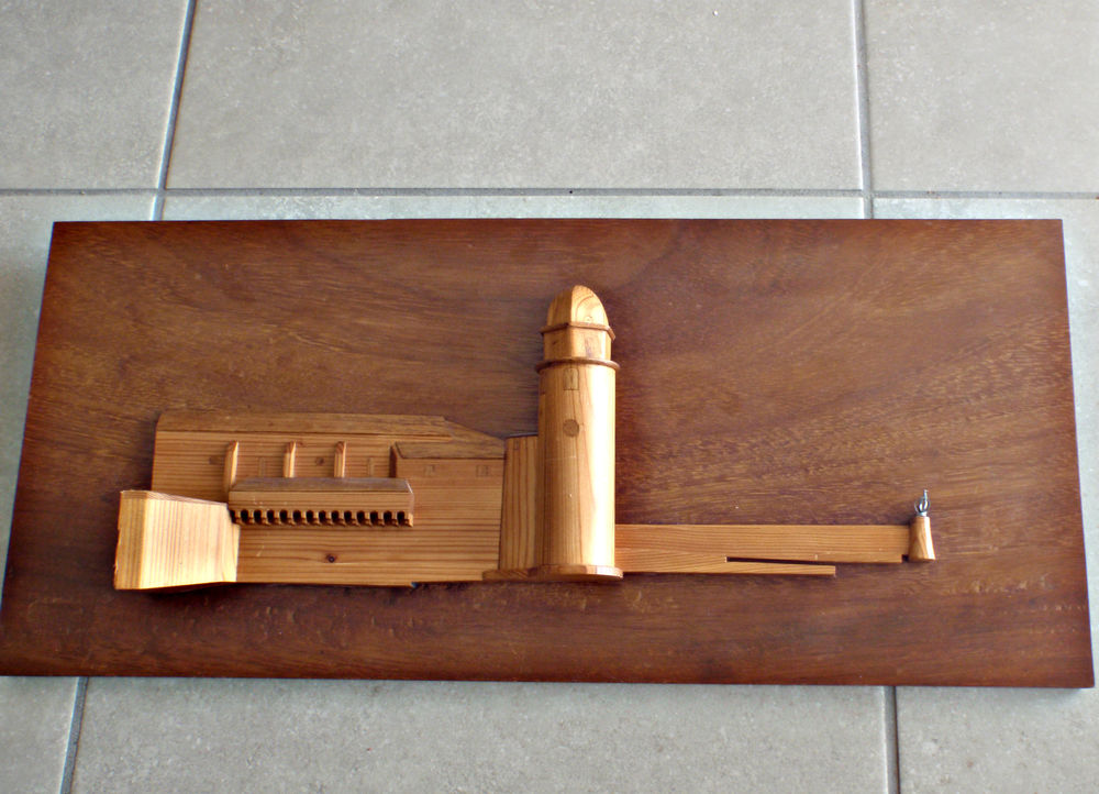 Collioure en bas-relief en bois 50 Perpignan (66)