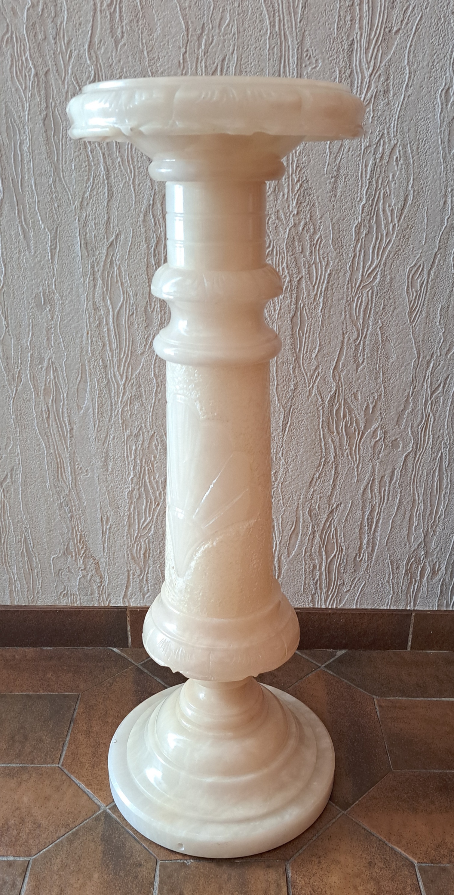 Colonne en alb�tre 75 Marignane (13)