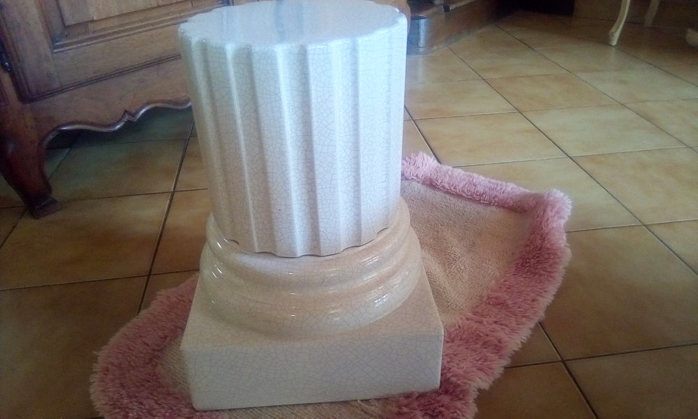 Colonne d�co 0 Saint-Bonnet-sur-Gironde (17)