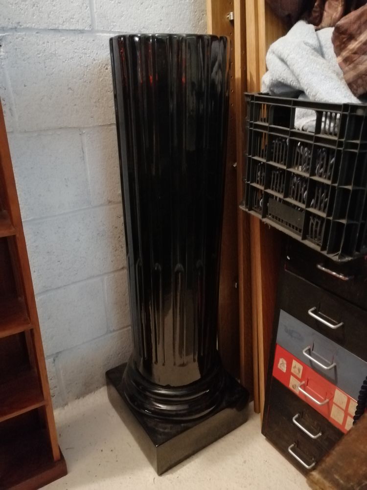 Colonne grecque noire en pl�tre 10 Ch�tenay-Malabry (92)