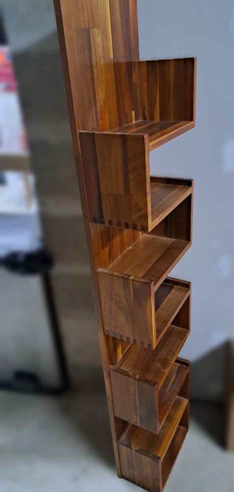 Colonne CD DVD 10 Mary-sur-Marne (77)