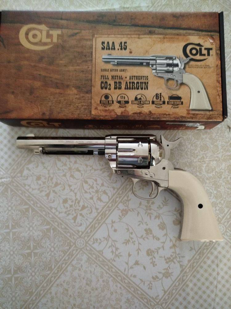 colt saa 45 co� airgun 90 �greville (77)
