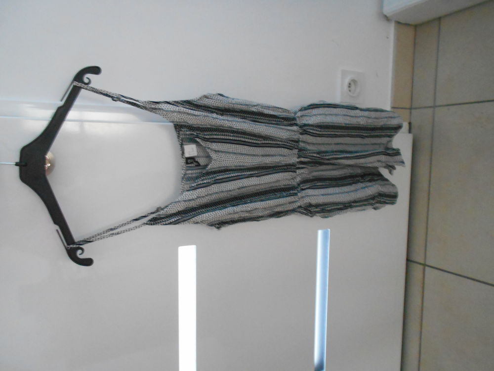 Combi-short noir et blanc Divided H&M neuve Taille 36/S 9 Retiers (35)