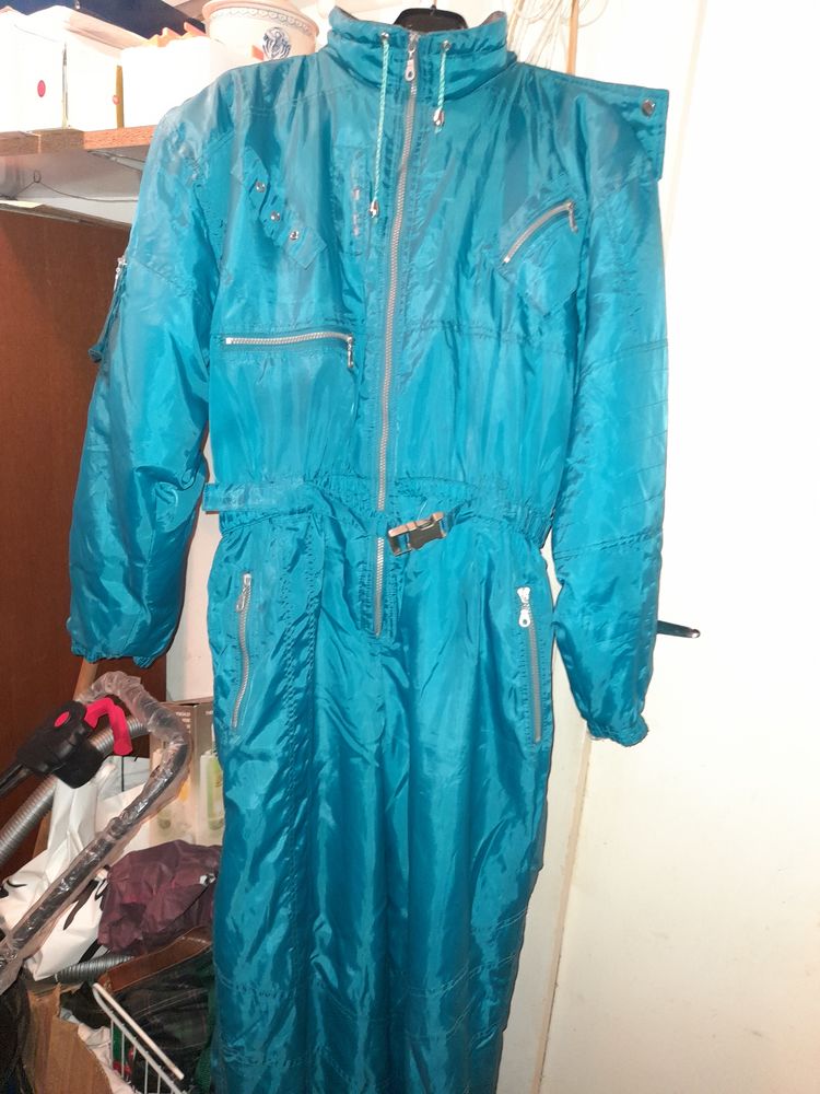 Combi de ski ou sport 28 Libourne (33)