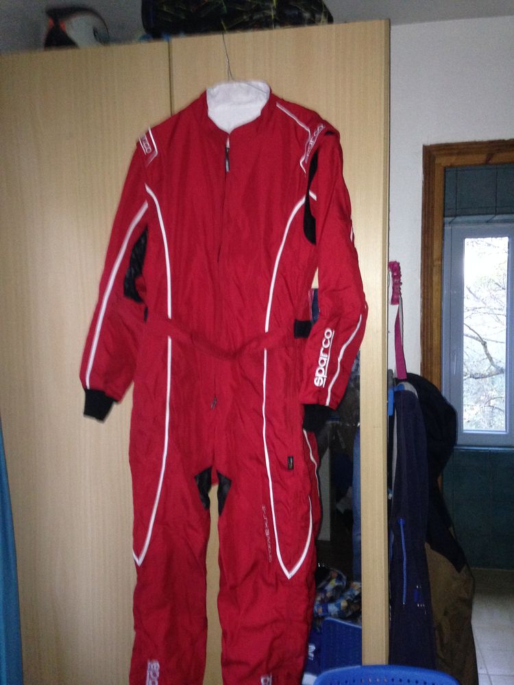 combinaison, chaussures, casque, gants karting 30 Tersanne (26)