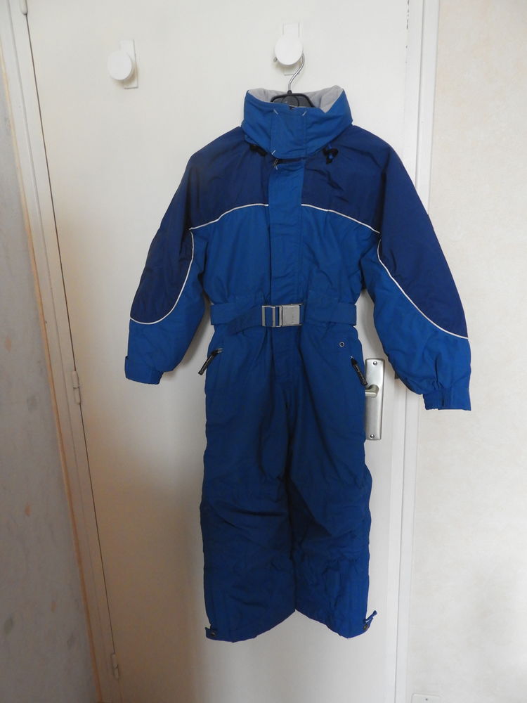 Combinaison  de ski enfant 10 Melun (77)