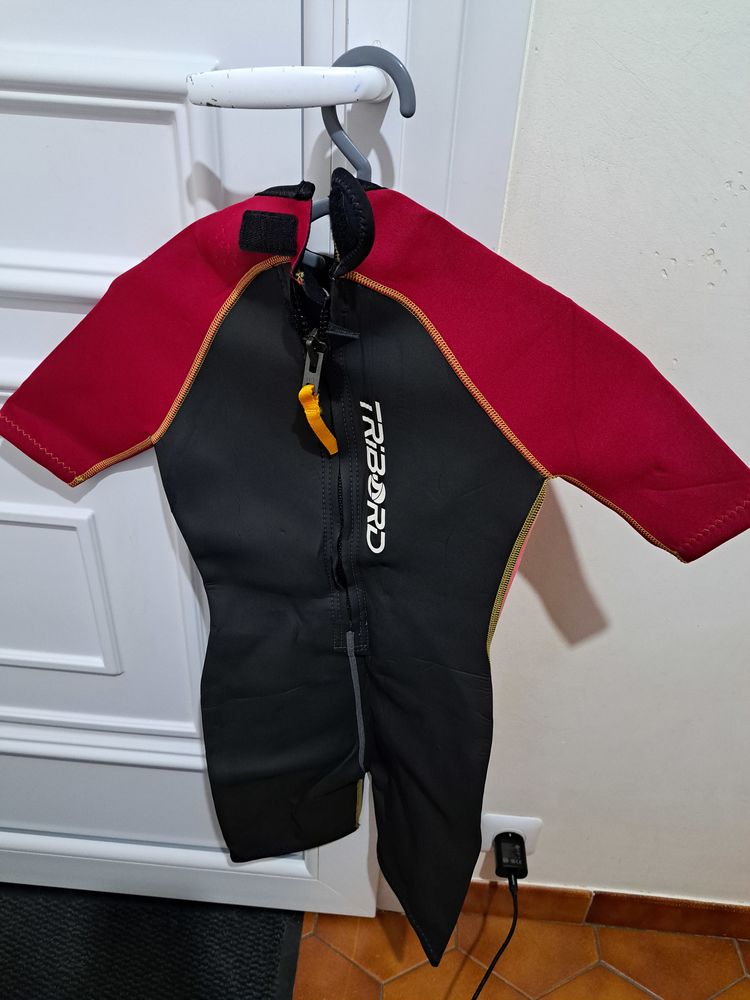 combinaison femme pour sports nautiques 10 Jouy-le-Moutier (95)