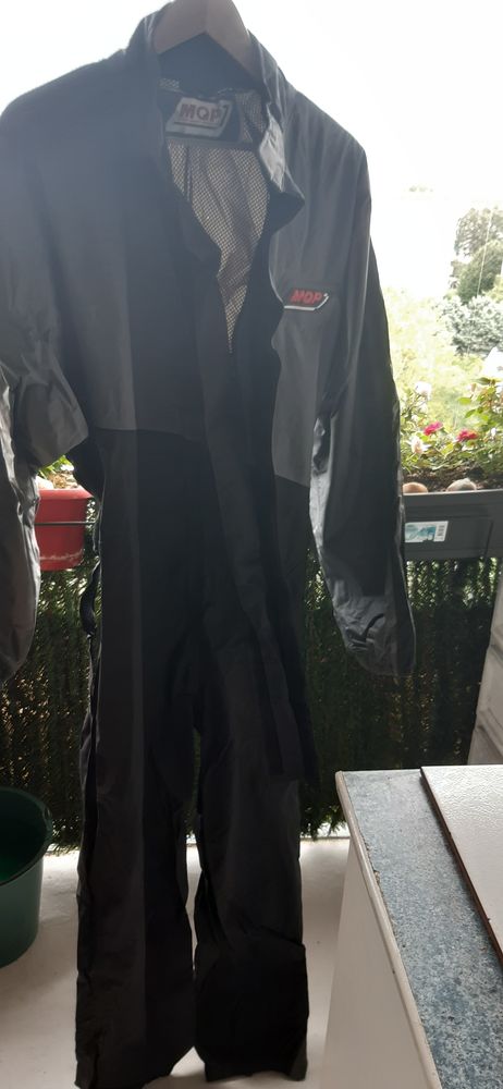 combinaison de Pluit moto 10 Joinville-le-Pont (94)