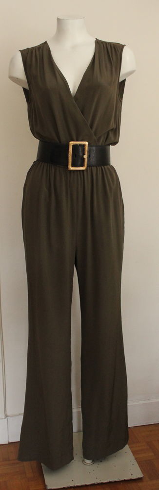 Combinaison soie kaki DIANE VON FURSTENBERG
T.6  38/40 Fr 120 Issy-les-Moulineaux (92)