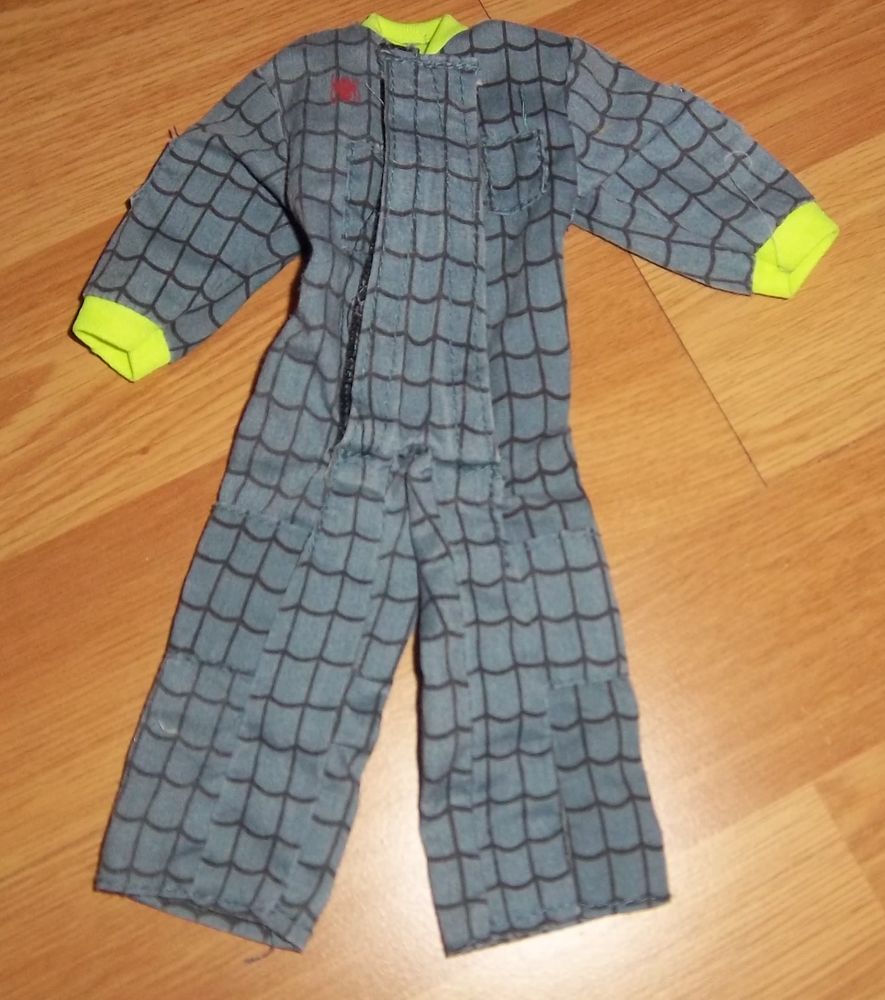 Combinaison Spiderman poup�e 30 cm 2 Colombier-Fontaine (25)