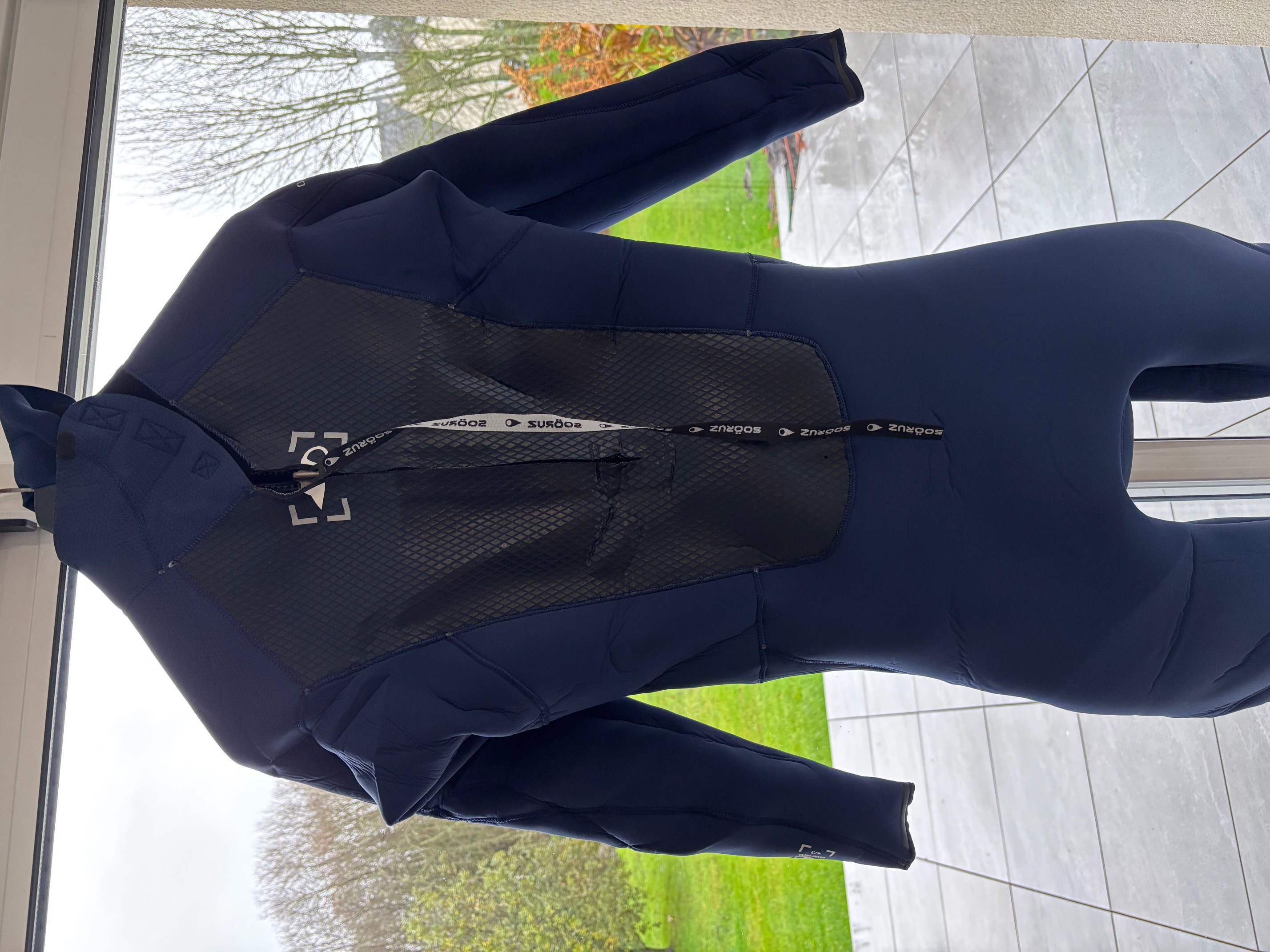 combinaison de surf SOORUZ NEUVE EMBALLEE XL 200 Landaul (56)