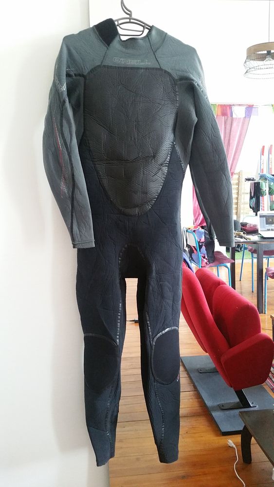 Combinaison de WindSurf / plong�e - Chaussures 30 Bordeaux (33)