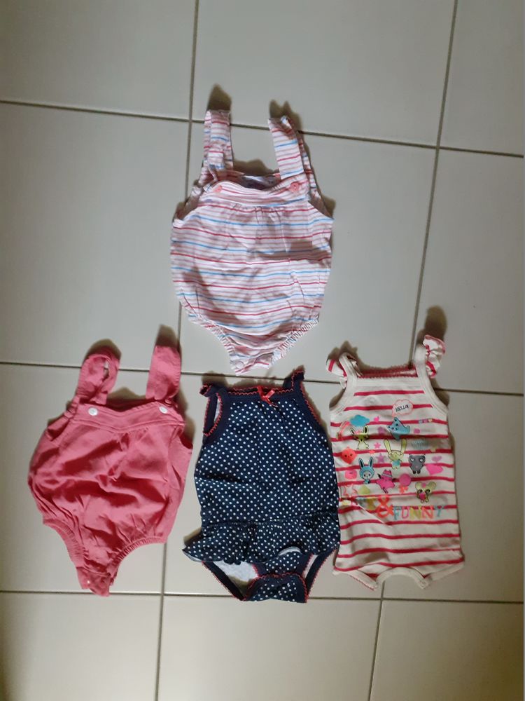 Lot de 3 combinaisons fille 3 mois �t� 4 Grisolles (82)