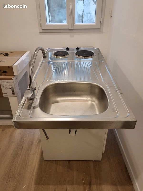 Combin� evier + plaque de cuisson �lectrique + mitigeur 150 Paris 1 (75)