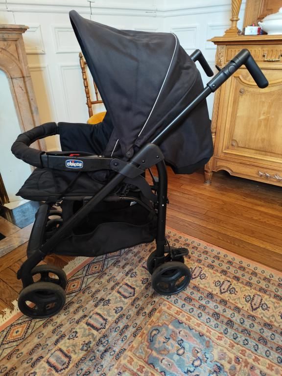 Combin� Poussette + Nacelle Sprint Black 90 �pernay (51)