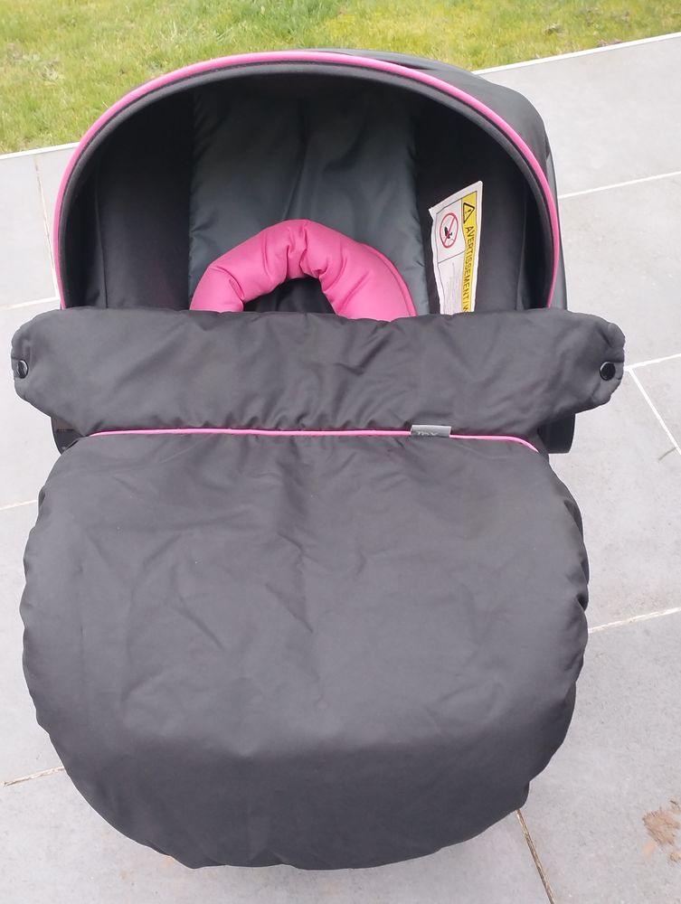 Combin� poussette / si�ge auto cosy 80 Saint-Aubin-Celloville (76)