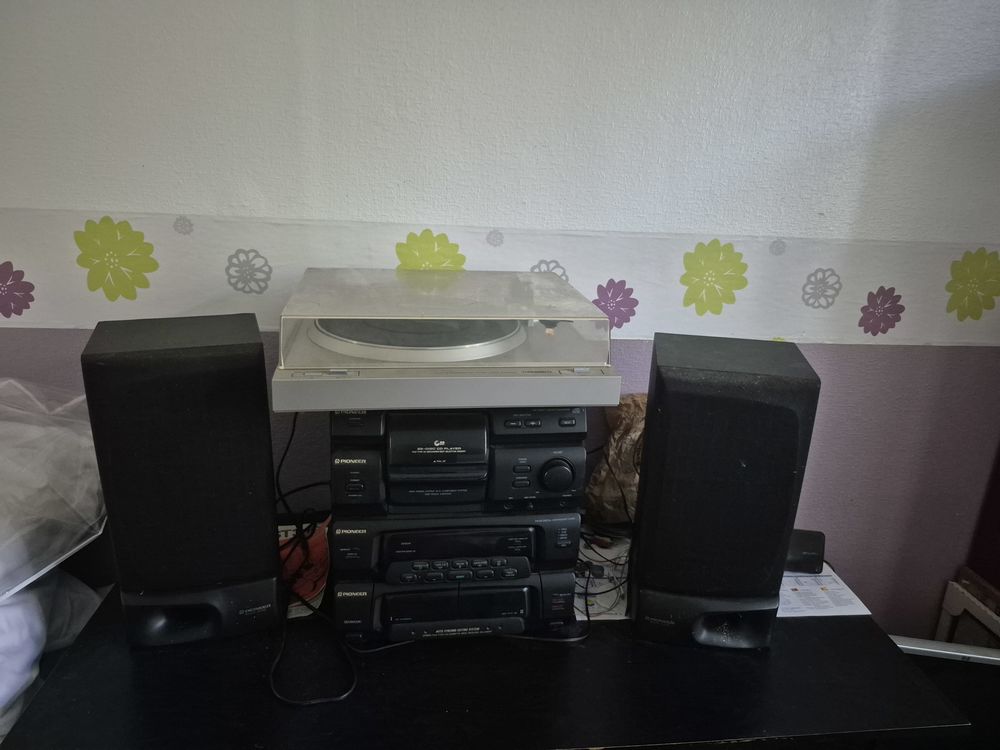 Combin�  radio cd plus platine vinyle manque le diament 50 Ruelle-sur-Touvre (16)