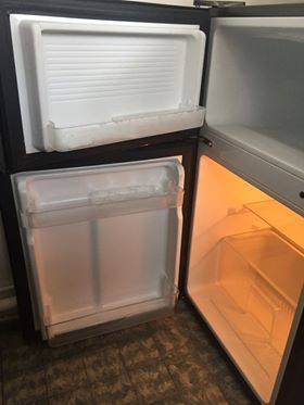 Combiné réfrigérateur congélateur  210 Asnières-sur-Seine (92)