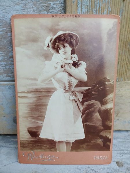 Com�dienne Cassini Photographie Reutlinger � Paris ca1885 0 Loches (37)